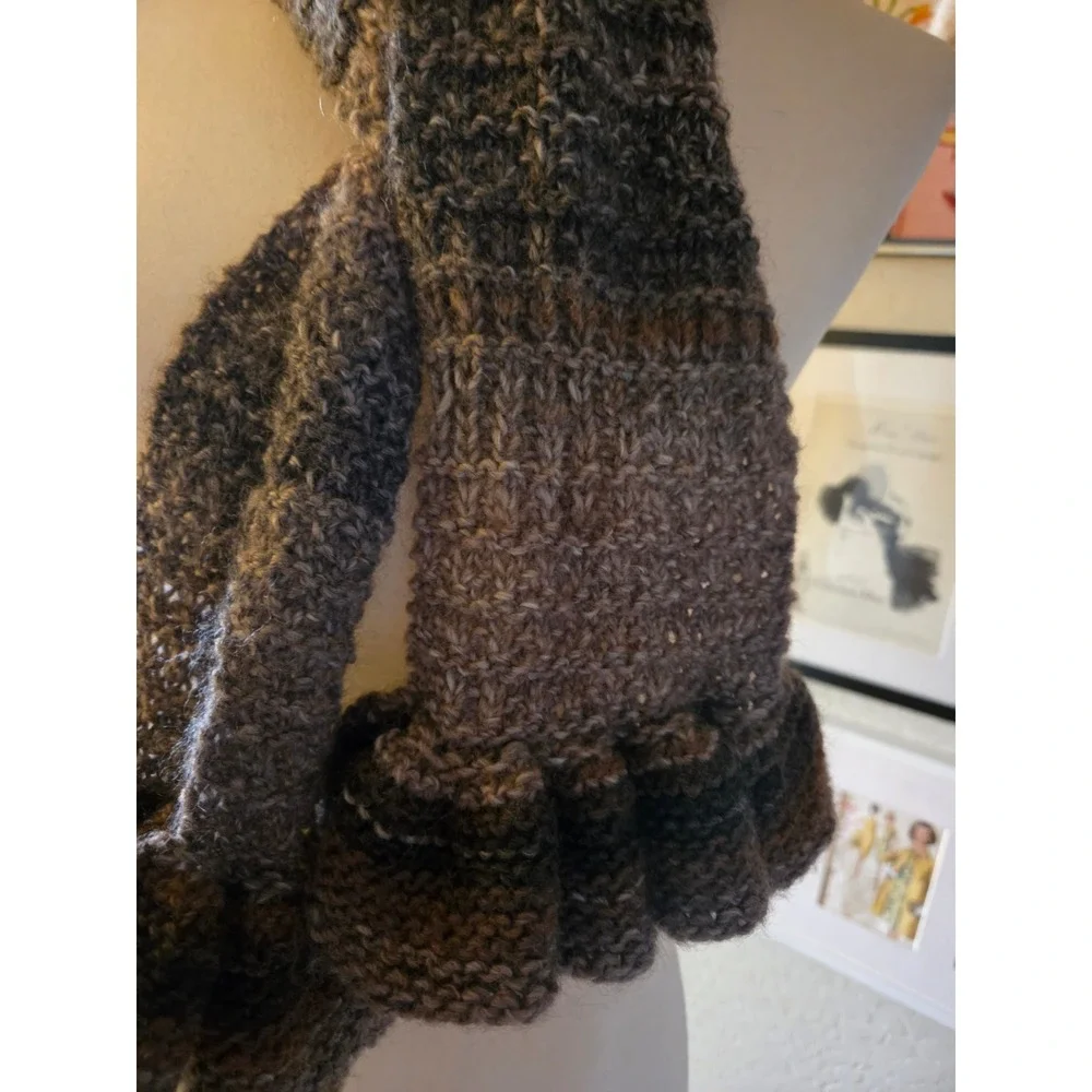 HandmadeKnit Scarf Striped Brown Grey‎ Ruffle Fringe Cozy Winter Accessory